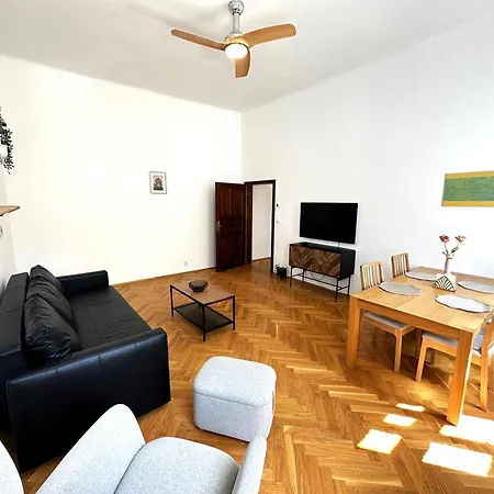 Black Eagle Apartman