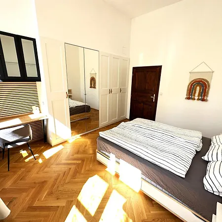 Black Eagle Apartman