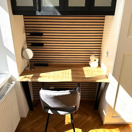 Apartment Black Eagle